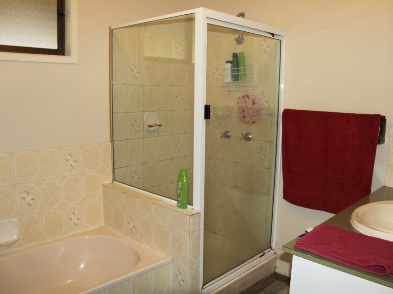 1 Nortorock Court, Blue Mountain Heights QLD 4350