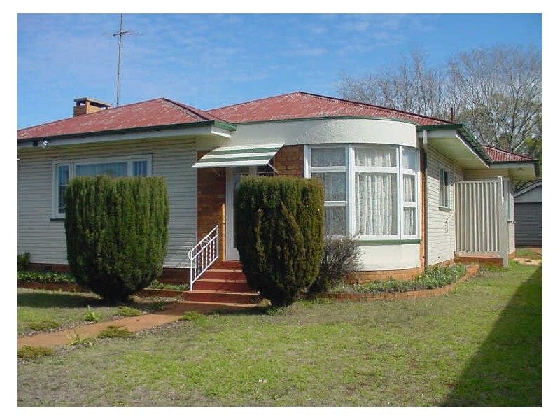 147 Anzac Avenue, Harristown QLD 4350