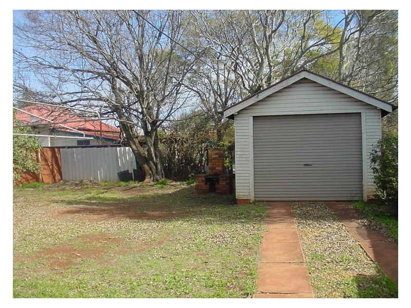 147 Anzac Avenue, Harristown QLD 4350
