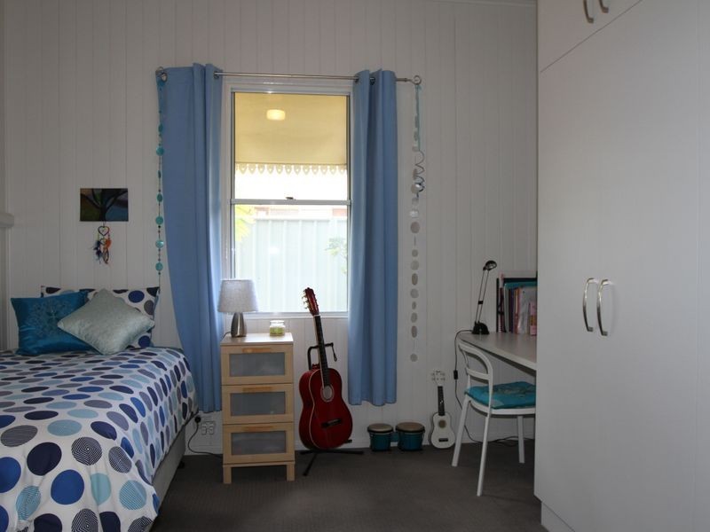 34 Perry Street, Harlaxton QLD 4350