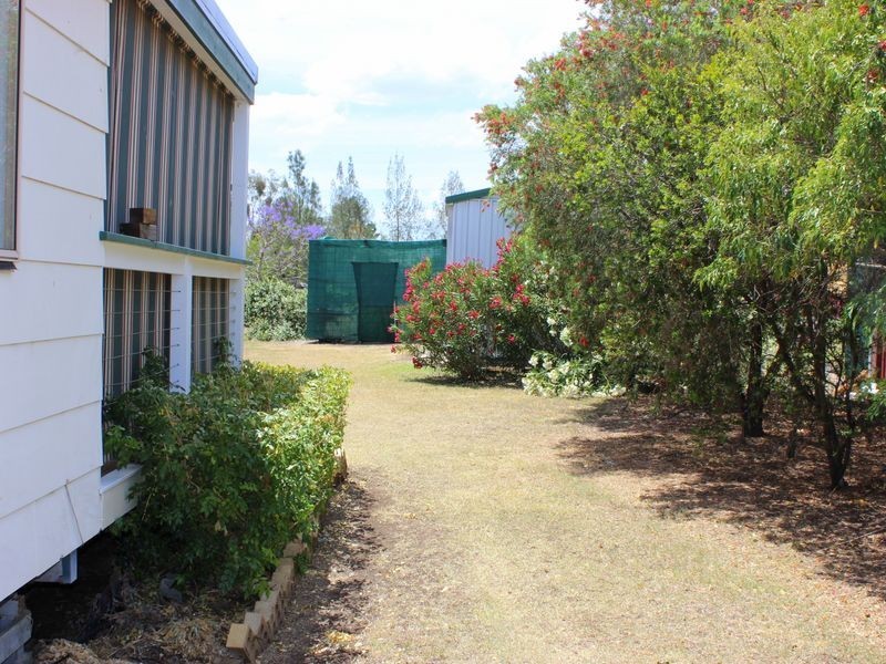 11 Victoria Street, Goombungee QLD 4354