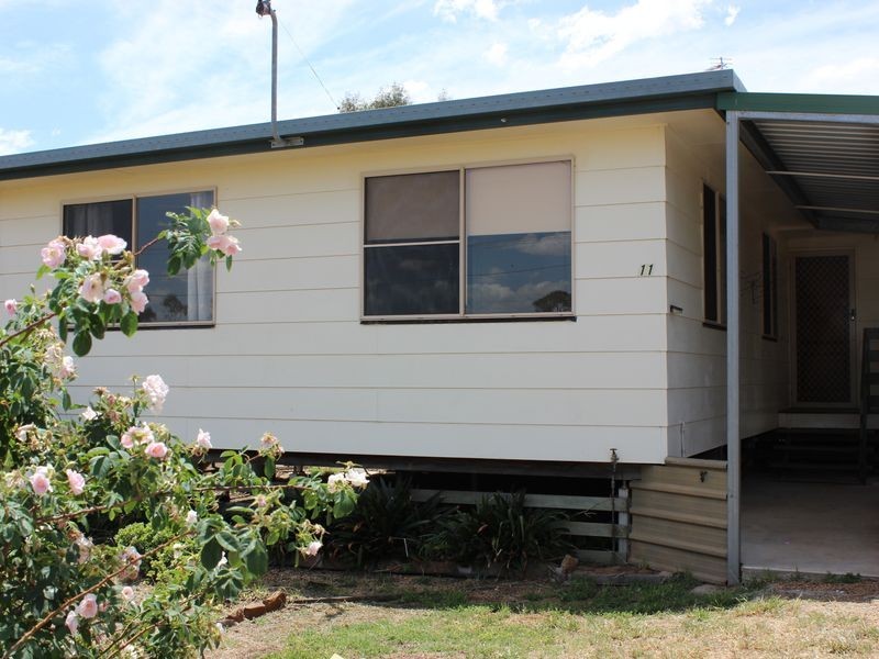 11 Victoria Street, Goombungee QLD 4354