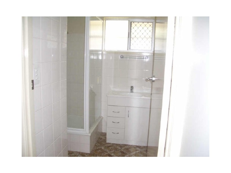 1/4 Jondaryan Street, Newtown QLD 4350