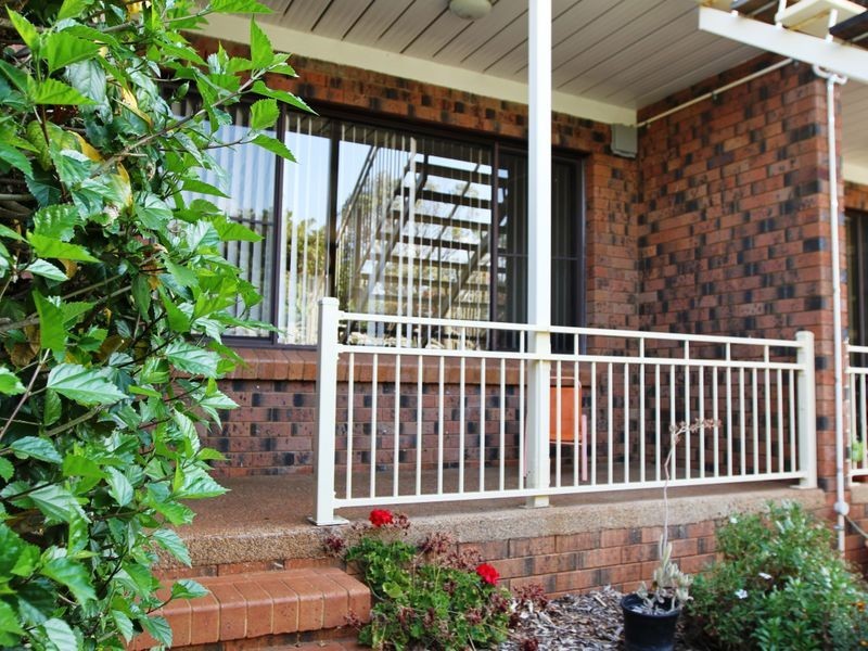 3/8 Johnson Street, East Toowoomba QLD 4350