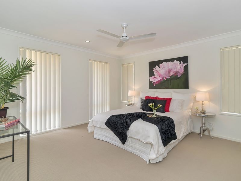 12 Alpine Court, Cranley QLD 4350