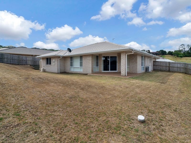 12 Alpine Court, Cranley QLD 4350