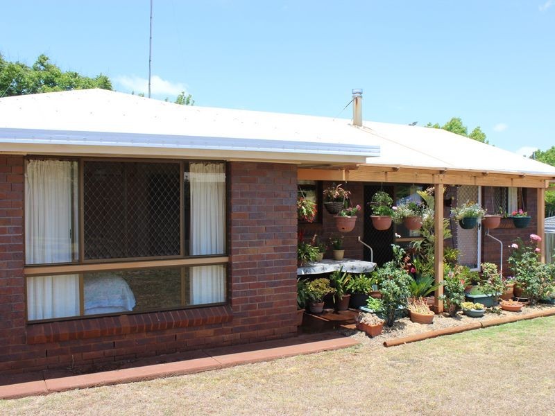 43 Crotty Street, Centenary Heights QLD 4350