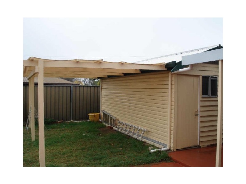 58 Anzac Ave, Newtown QLD 4350