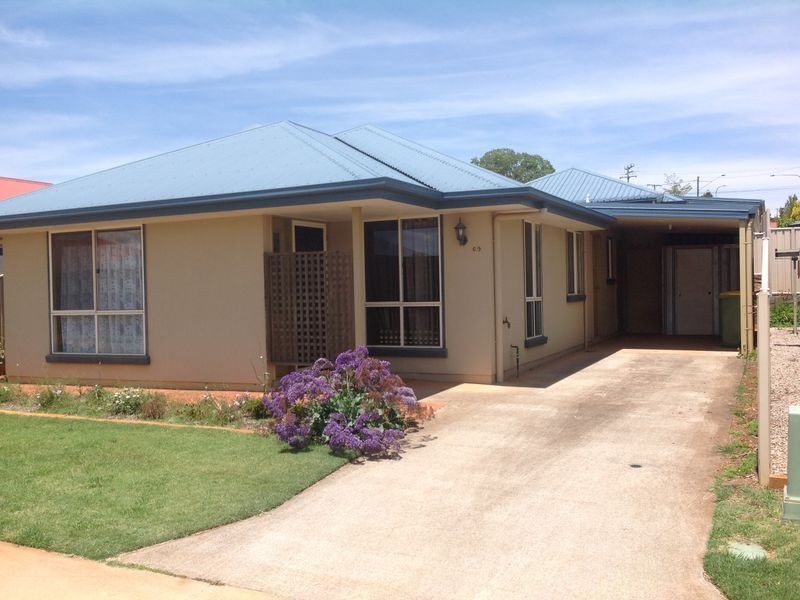 69/303 Spring Street, Kearneys Spring QLD 4350