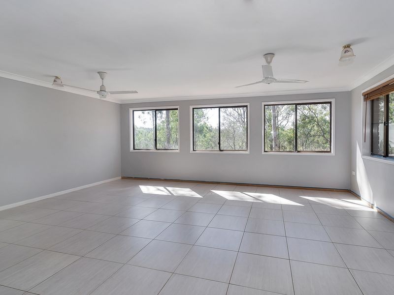 92 Costellos Road, Upper Lockyer QLD 4352