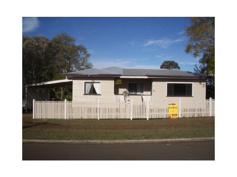 26 Leichhardt Street, Centenary Heights QLD 4350