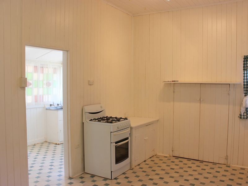 56 Long Street, Rangeville QLD 4350