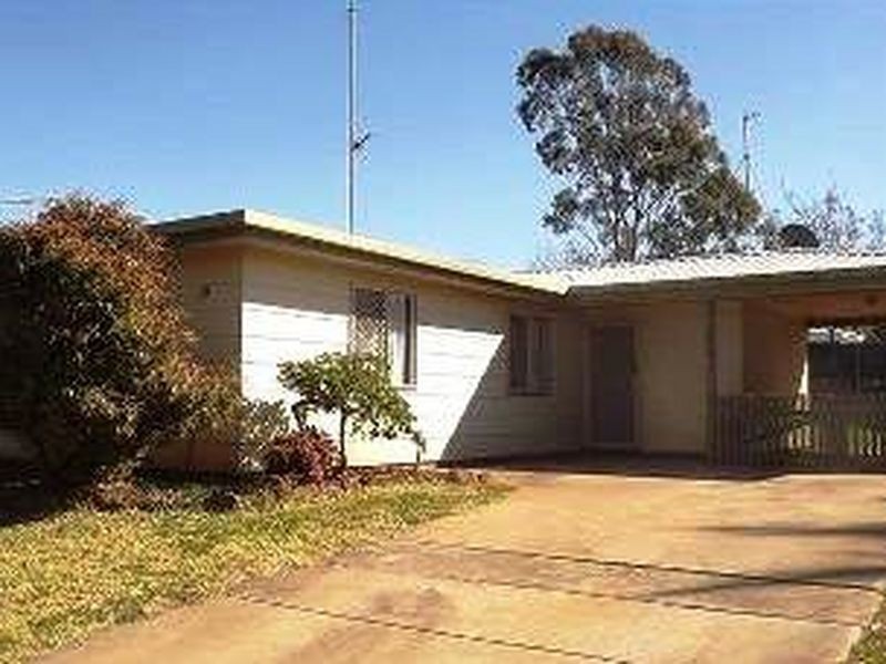 19 Wine Drive, Blue Mountain Heights QLD 4350