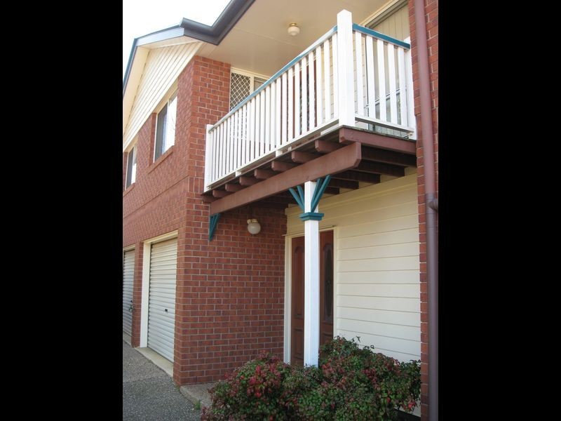4/8 Bruce Street, East Toowoomba QLD 4350
