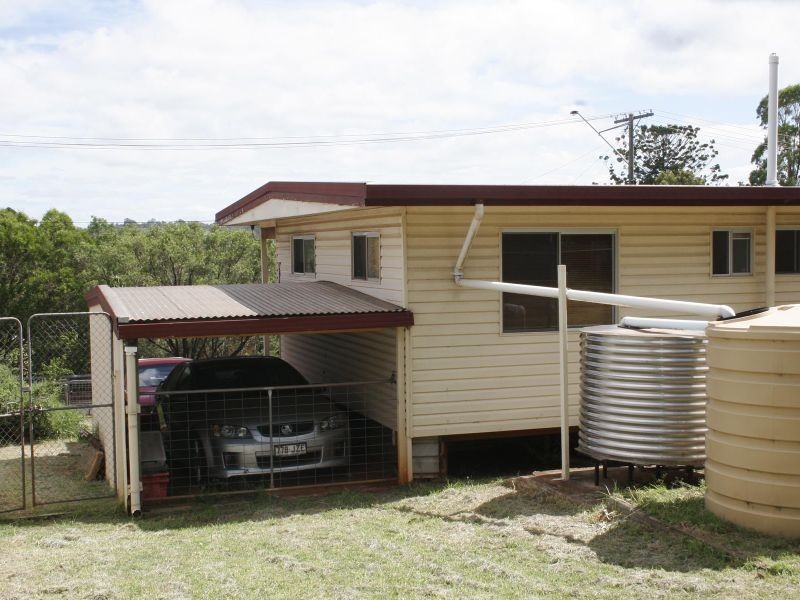 20 Chopin Street, Rockville QLD 4350