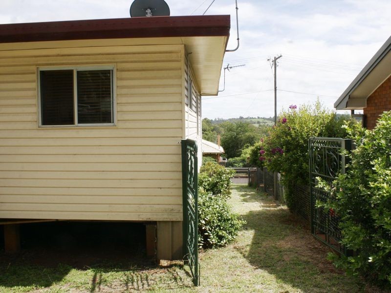 20 Chopin Street, Rockville QLD 4350