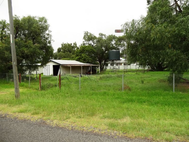 1 Umbiram Road, Wyreema QLD 4352