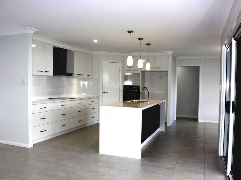 31 Wigan Avenue, Highfields QLD 4352
