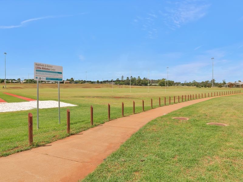 31 Wigan Avenue, Highfields QLD 4352