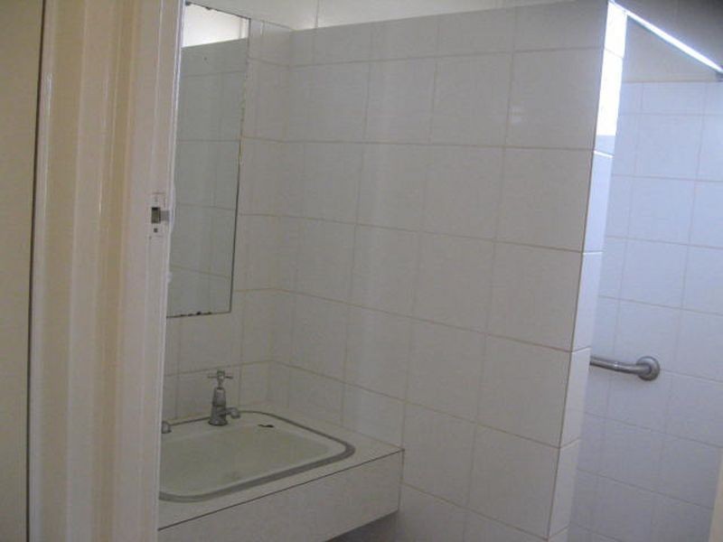 6/348 South Street, Harristown QLD 4350