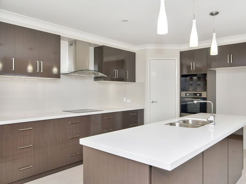33 Wigan Avenue, Highfields QLD 4352