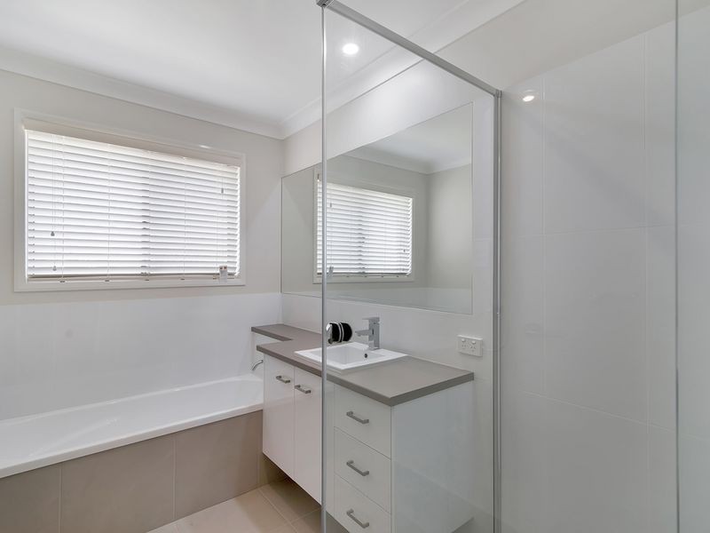 31a Wigan Avenue, Highfields QLD 4352
