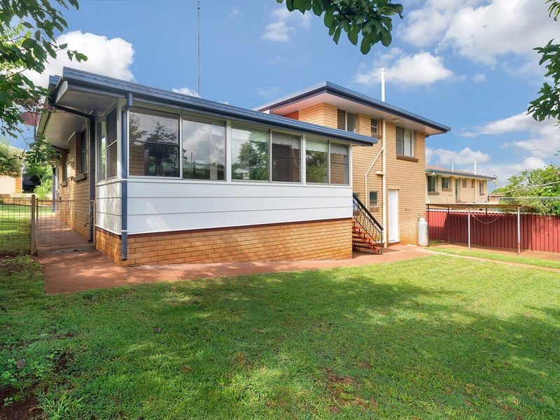 7 Muir Street, Harlaxton QLD 4350