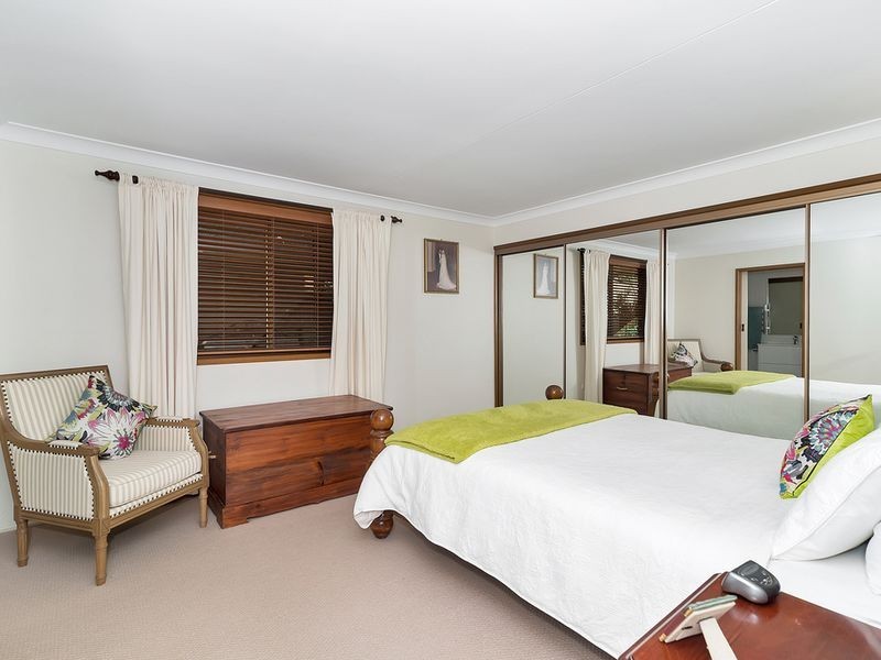 6 Qantas Court, Wilsonton QLD 4350