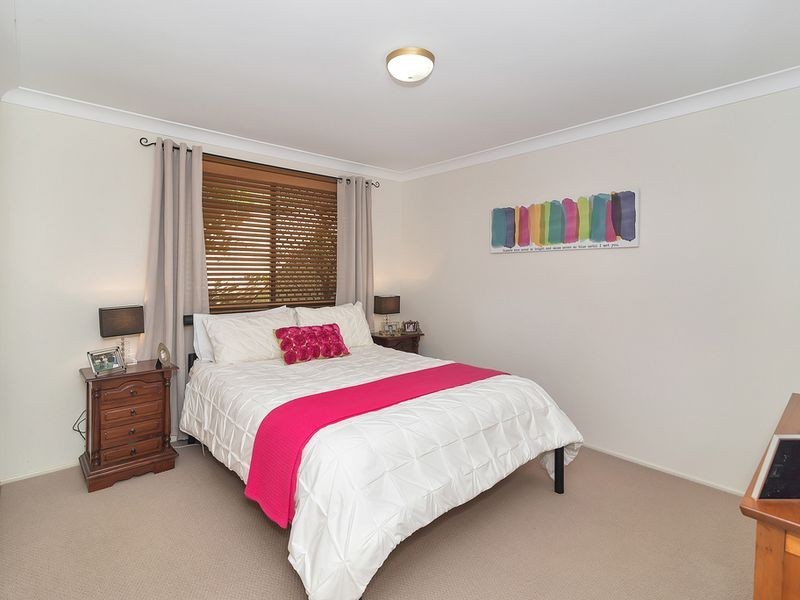 6 Qantas Court, Wilsonton QLD 4350