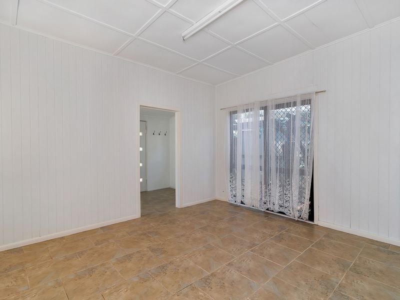 137 Jellicoe Street, North Toowoomba QLD 4350