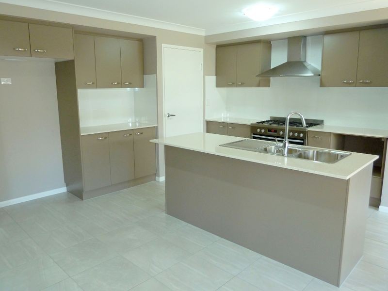 36 Milligan Street, Oakey QLD 4401