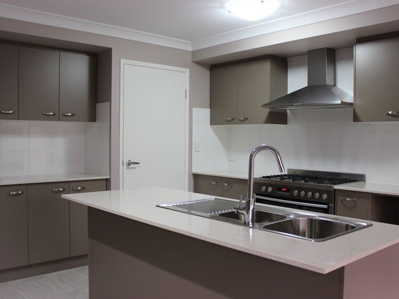 36 Milligan Street, Oakey QLD 4401