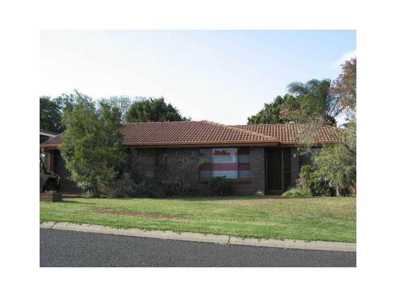 9 Kratzmann Court, Kearneys Spring QLD 4350