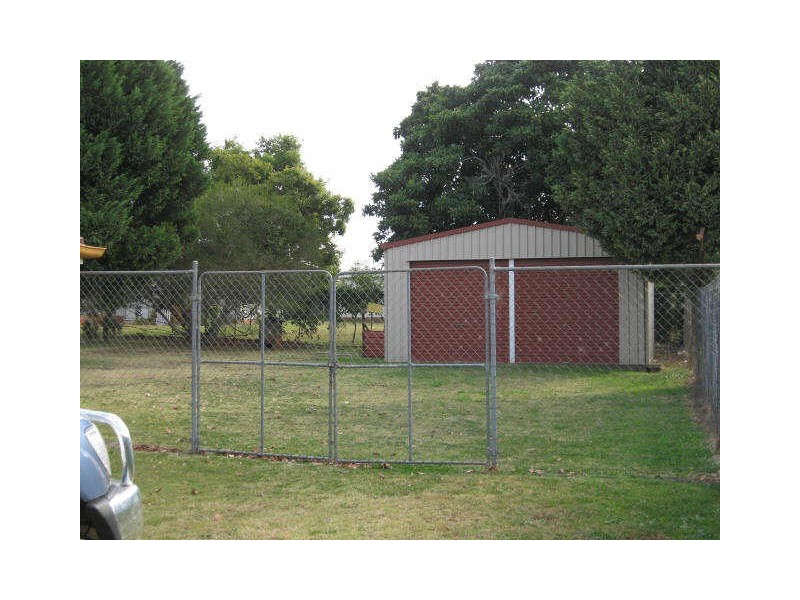 293a West Street, Harristown QLD 4350