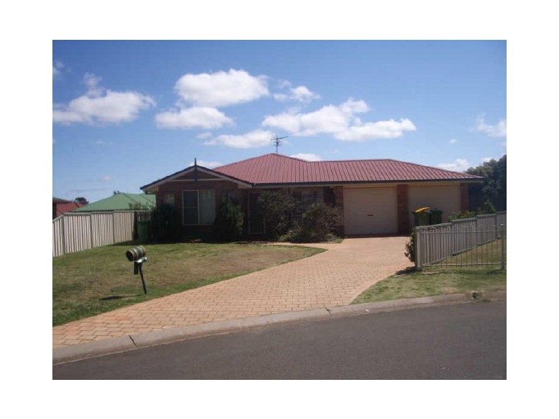 5 Freyling Street, Kearneys Spring QLD 4350