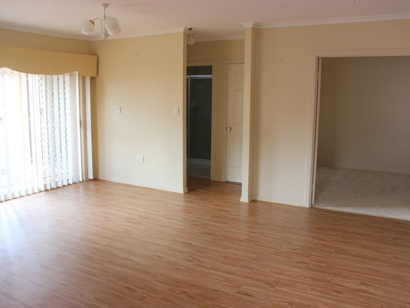 33/12 Glenfield Court, Middle Ridge QLD 4350