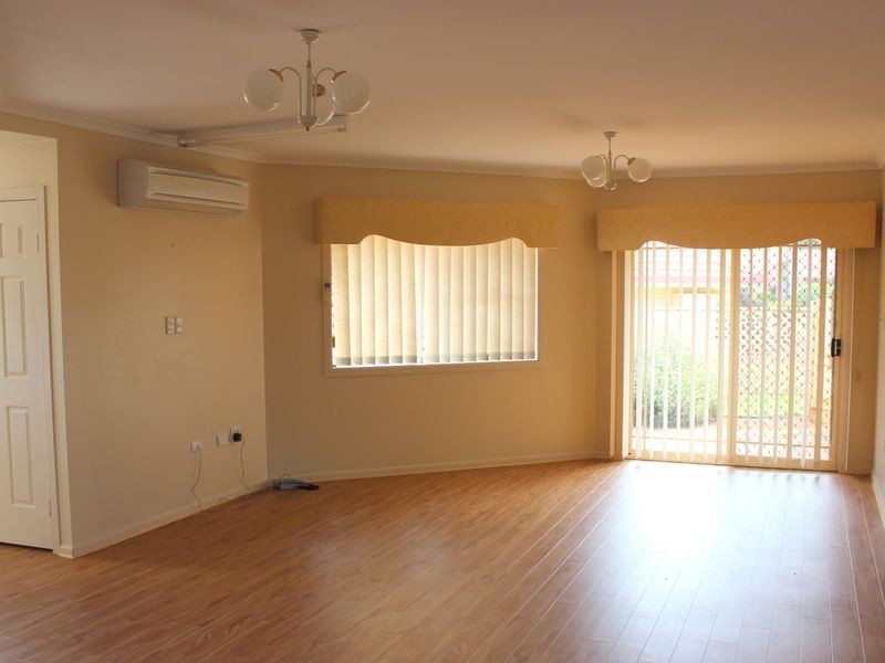 33/12 Glenfield Court, Middle Ridge QLD 4350