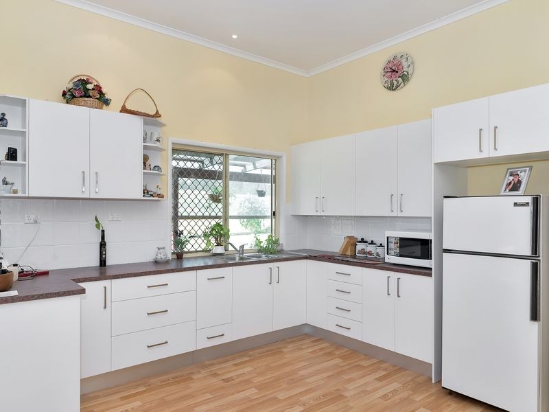 3245 New England Highway, Acland QLD 4401