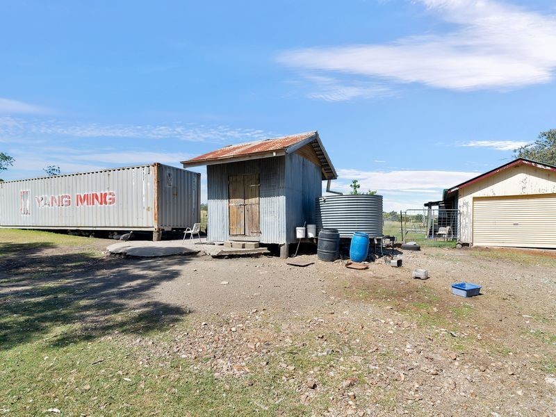 3245 New England Highway, Acland QLD 4401