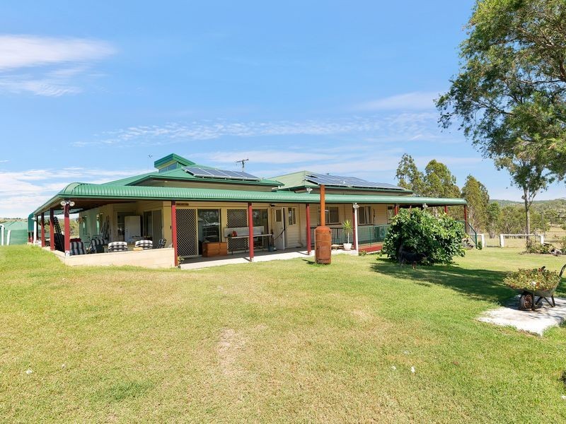 3245 New England Highway, Acland QLD 4401