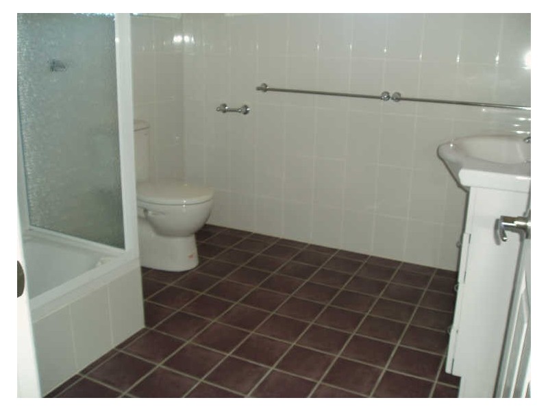 35 O’Quinn Street, Harristown QLD 4350