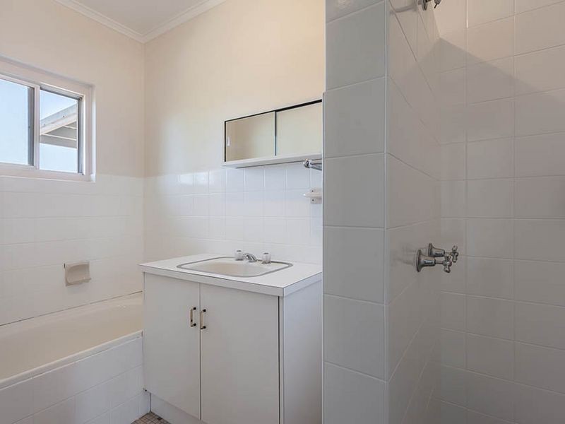 15a John Street, East Toowoomba QLD 4350