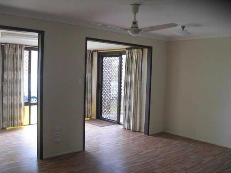 7 Christopher Court, Harristown QLD 4350