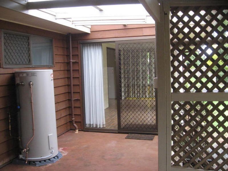 7 Christopher Court, Harristown QLD 4350