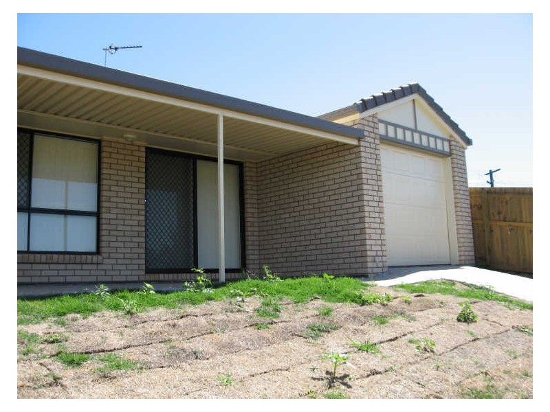 8 Flynn Street, Harlaxton QLD 4350