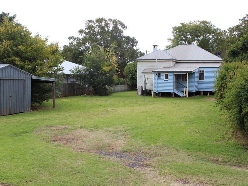 74 Campbell Street, East Toowoomba QLD 4350