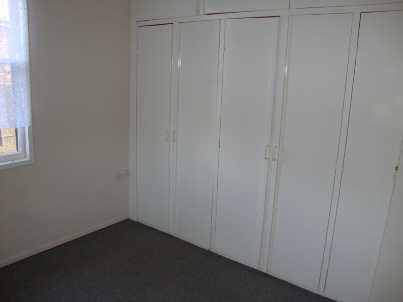 17 Esmond Street, Rockville QLD 4350