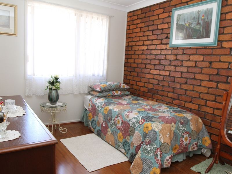 1/8 Schultz Street, Kearneys Spring QLD 4350