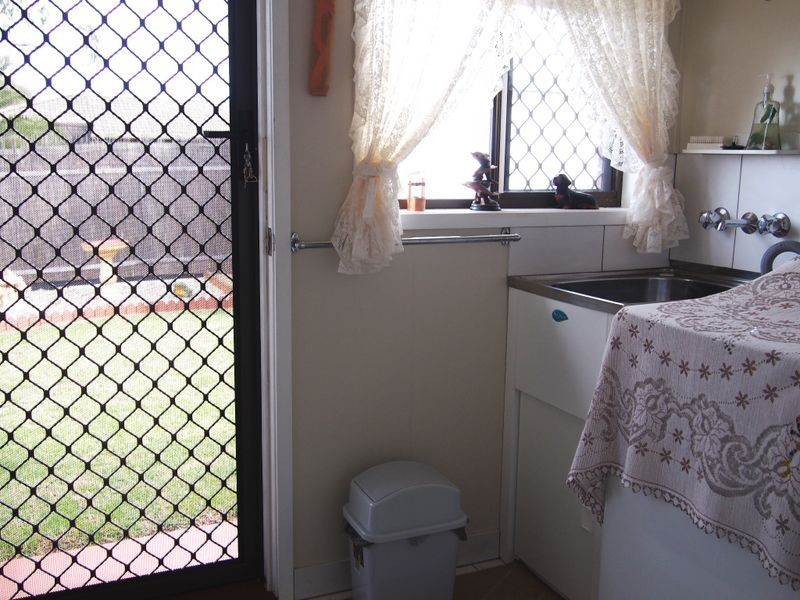 1/8 Schultz Street, Kearneys Spring QLD 4350