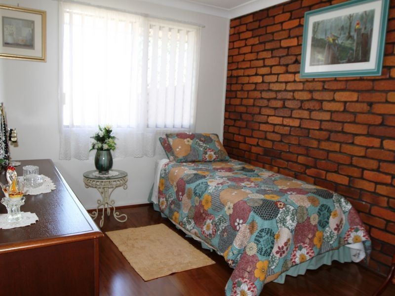 1/8 Schultz Street, Kearneys Spring QLD 4350